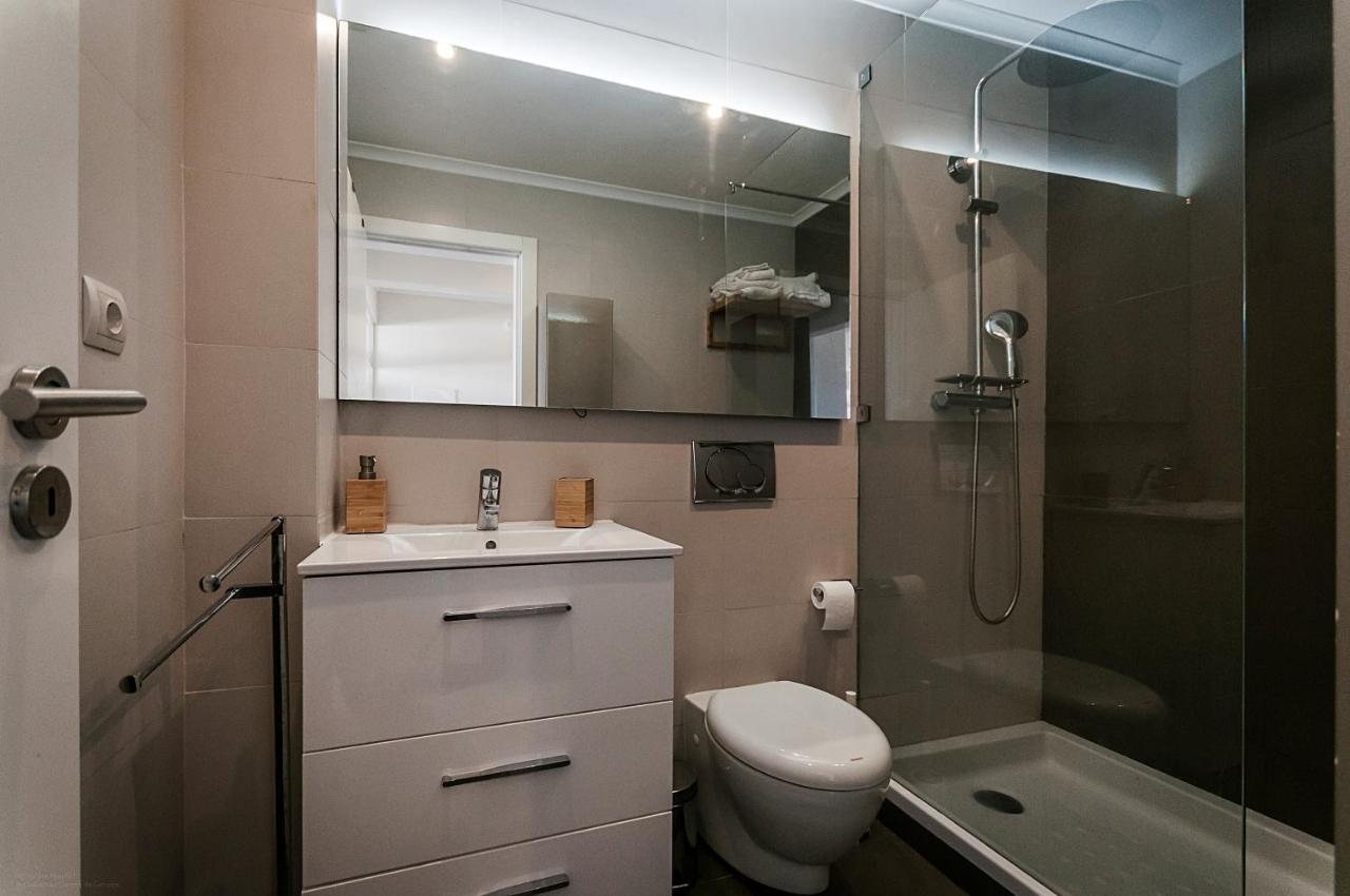 Amazing Apartment In Costa Da Caparica Exterior photo